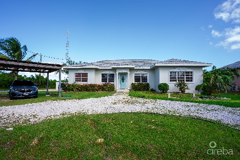 Breadfruit lane family home with apartment