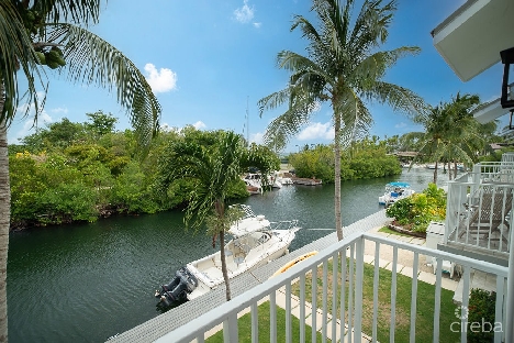 Coastal escape canal front and dock