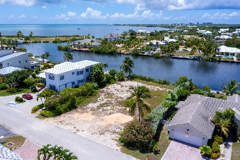 The shores canal front lot
