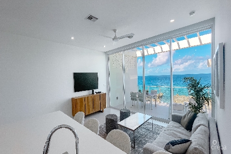 Sunset point oceanfront 1 bed