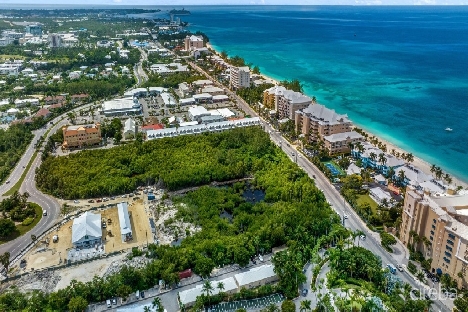 Development hotel/tourism land seven mile beach corridor