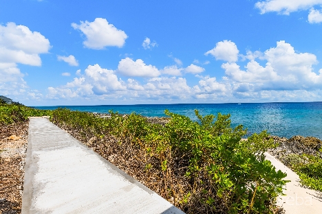 130 ft oceanfront site: 1.88 acres  on conch point rd