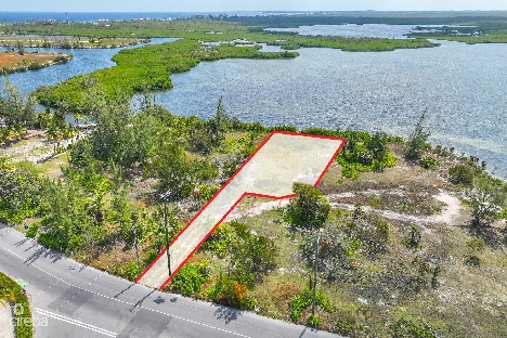 Little sound beachfront lot in cayman kai/rum point with private road access