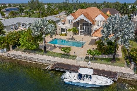 Waterfront home in sail fish quay - sunrise landing