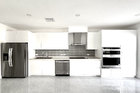 George town - ground floor condo -  yarl 1 bed 1 bath