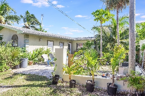 Spanish lane family home- income producing