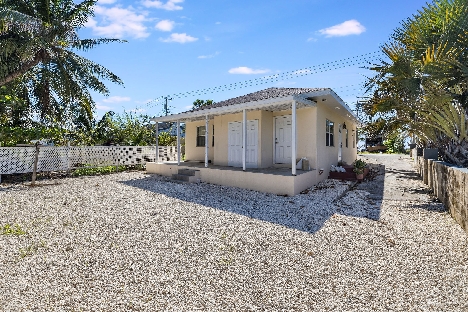 Bodden town beach view home