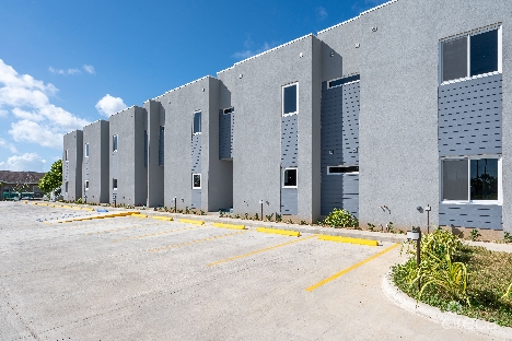 Emerald point 2 bed 2.5 bath
