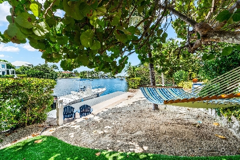 Bimini drive  – grand harbour | exclusive 5-bed waterfront home