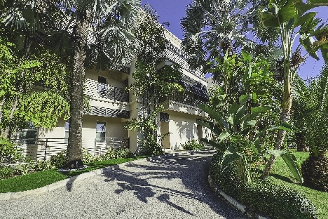 Governors harbour- the drake penthouse