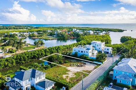 Clipper bay 0.37 acres, canal front
