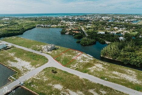 Largest lot in mustique cove – 0.31 acre canal lot