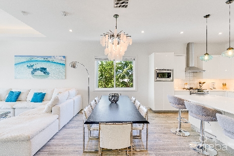 Boggy sands penthouse