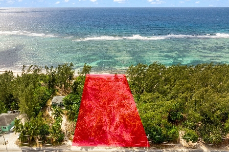 Sandy beachfront bodden town parcel