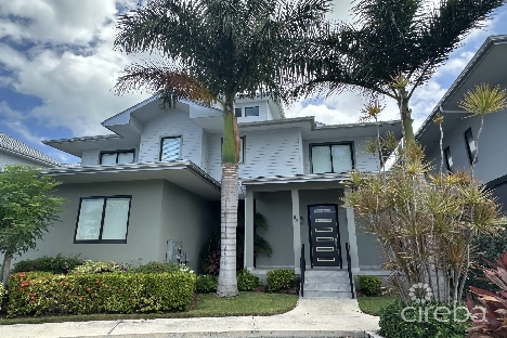 Seahaven orchid villa with carriage house