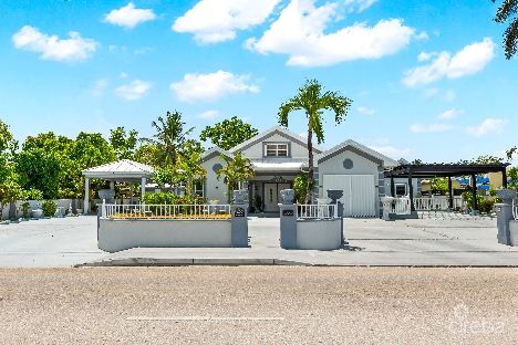 Single family gem in north sound estates