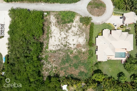 Land 0.57 acres savannah