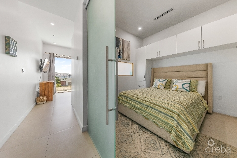 Harbour walk turnkey boutique condo