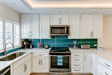 South palms fully renovated 2 bed