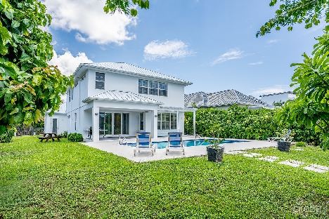 Bimini dr – executive canal front home in grand harbour