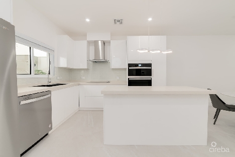 Brand new yarl 2 bed phase 3