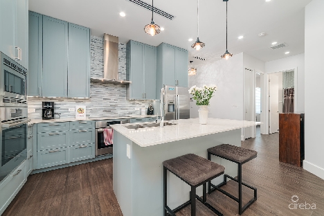 #201 cypress pointe north - canal front condo