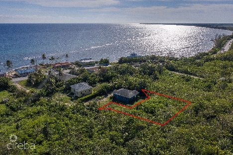 Residential land lot, steps from the sea