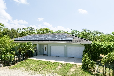 Rock ridge house