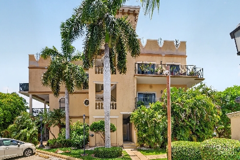 Lantern point 3 bedroom condo w/ocean view rooftop terrace