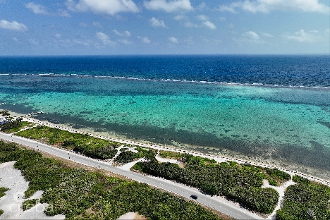 Large colliers beach front lot | 2.64cres