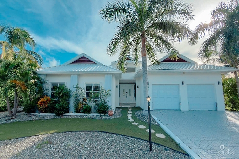 Shorecrest circle 4 bedroom family home