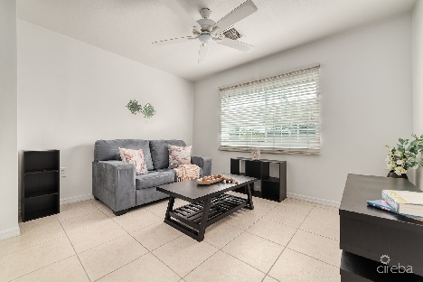 Lakeside 1 bed / 1 bath near camana bay