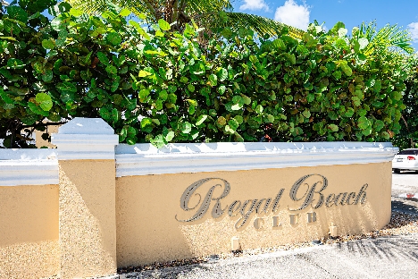 Regal beach club #124