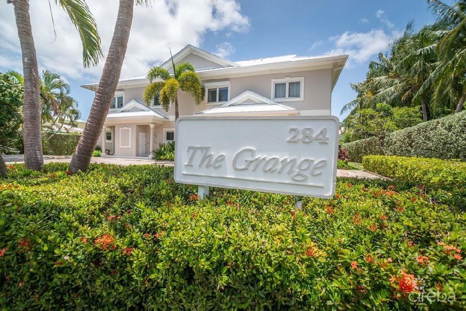 The grange at palm heights drive