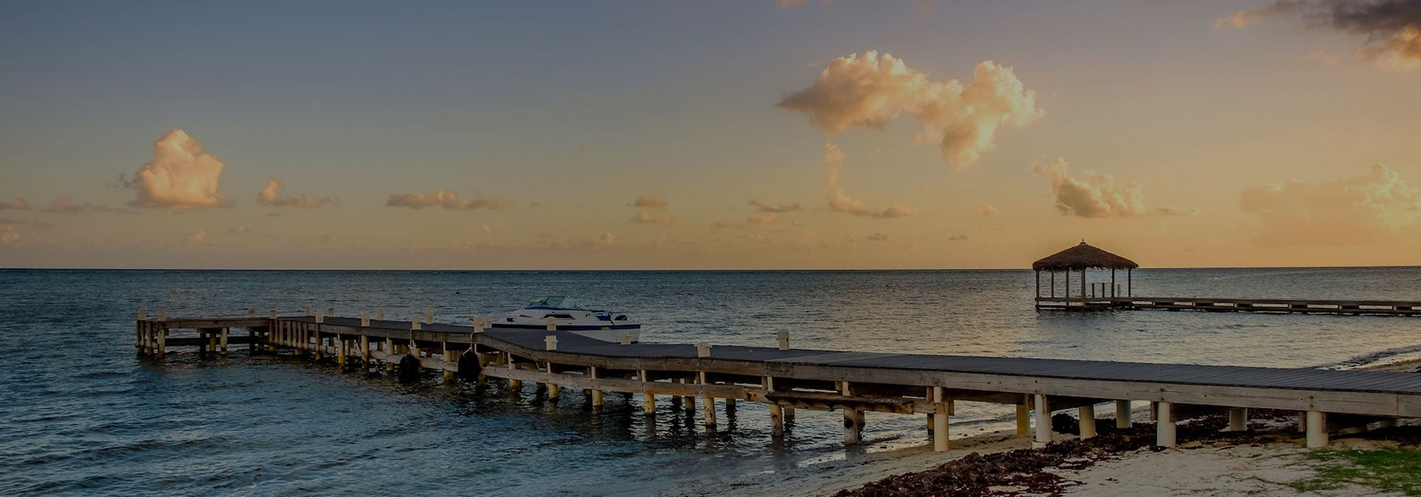 The Best Neighborhoods for Retirement in the Cayman Islands