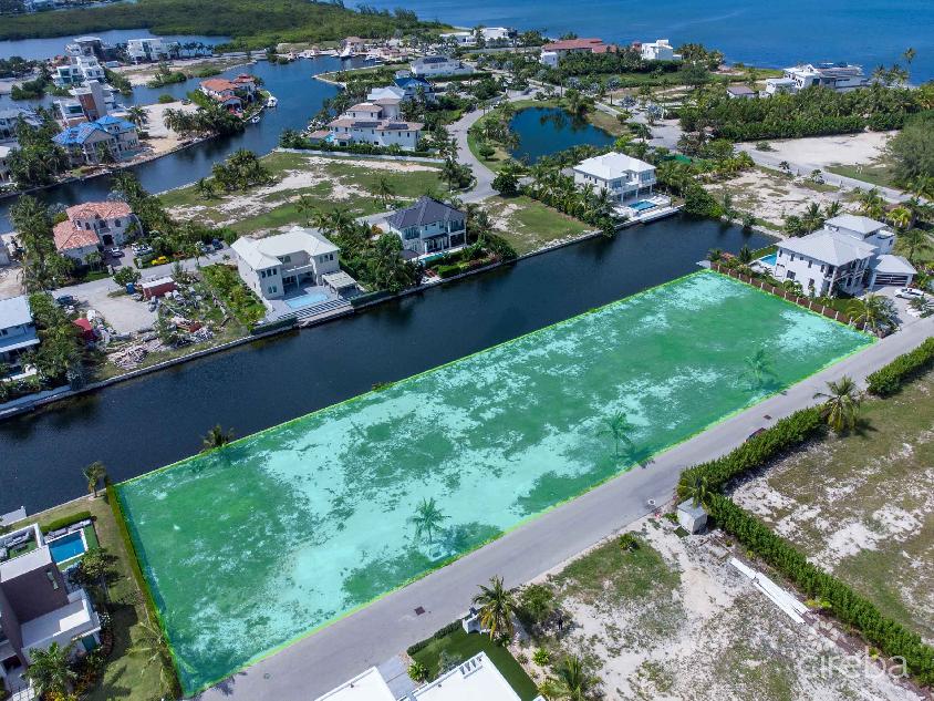 Rare crystal harbour – 3 lots  adjoining