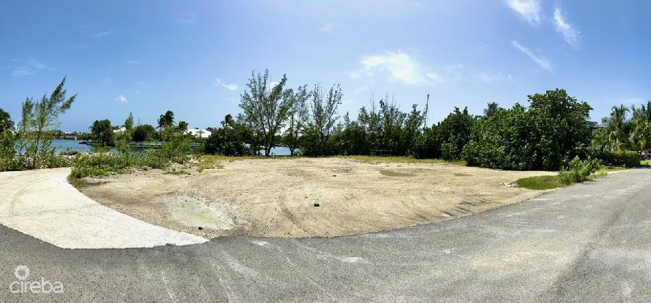 Crystal harbour canal front land
