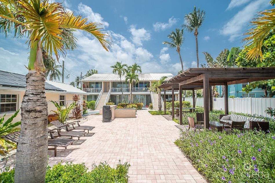 Seven mile beach front condo – island pine villas