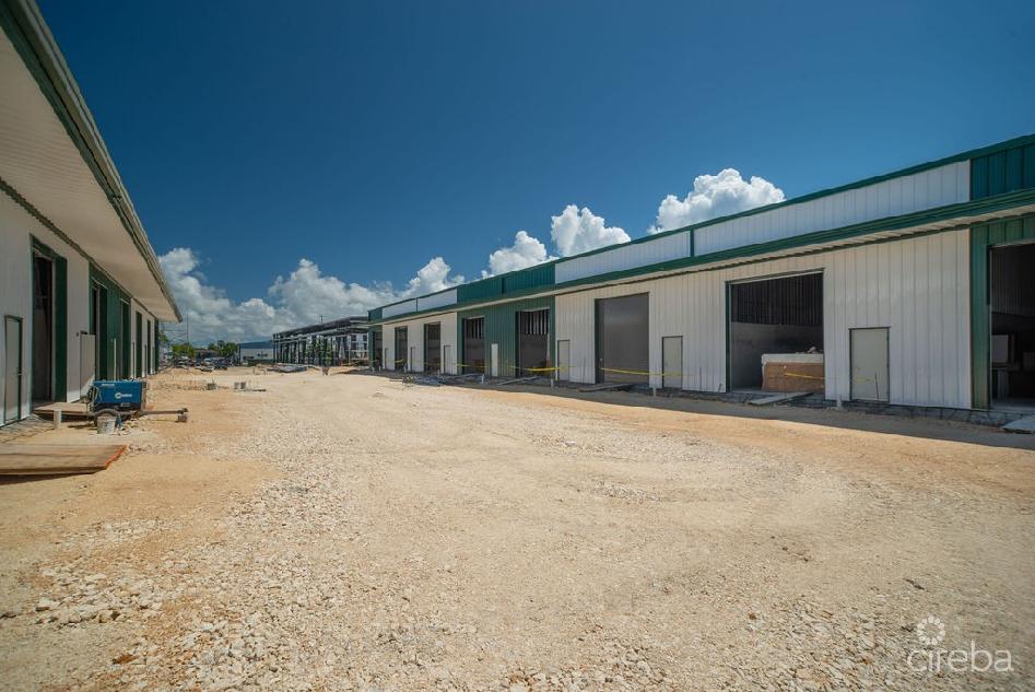 Fairmile warehouse end unit d1 with electric shutters 1250 sq ft