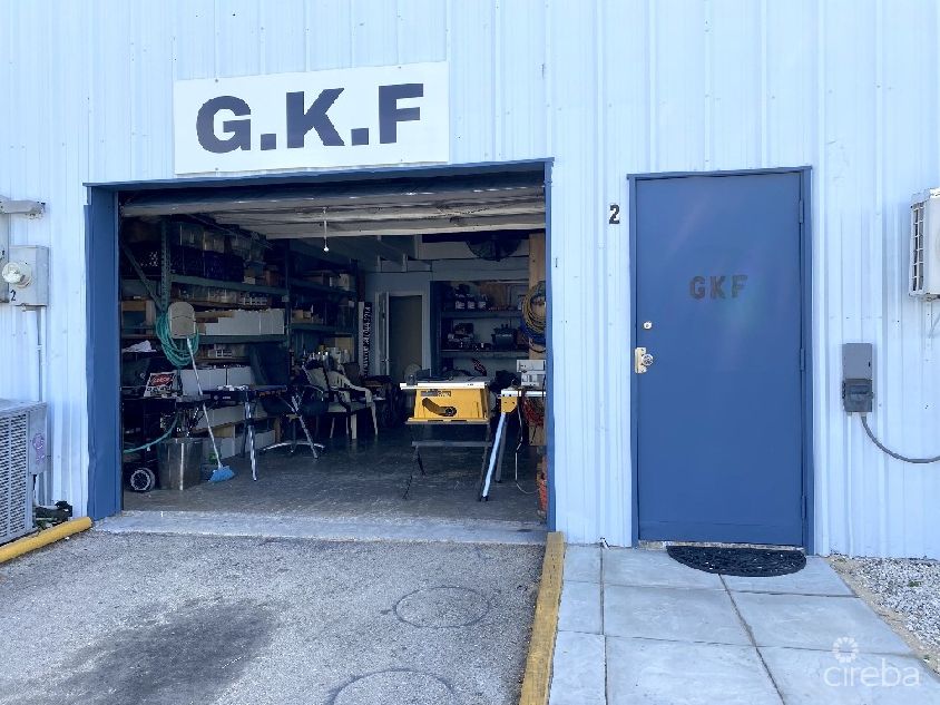 Gkf warehouses – 4 warehouse units for sale